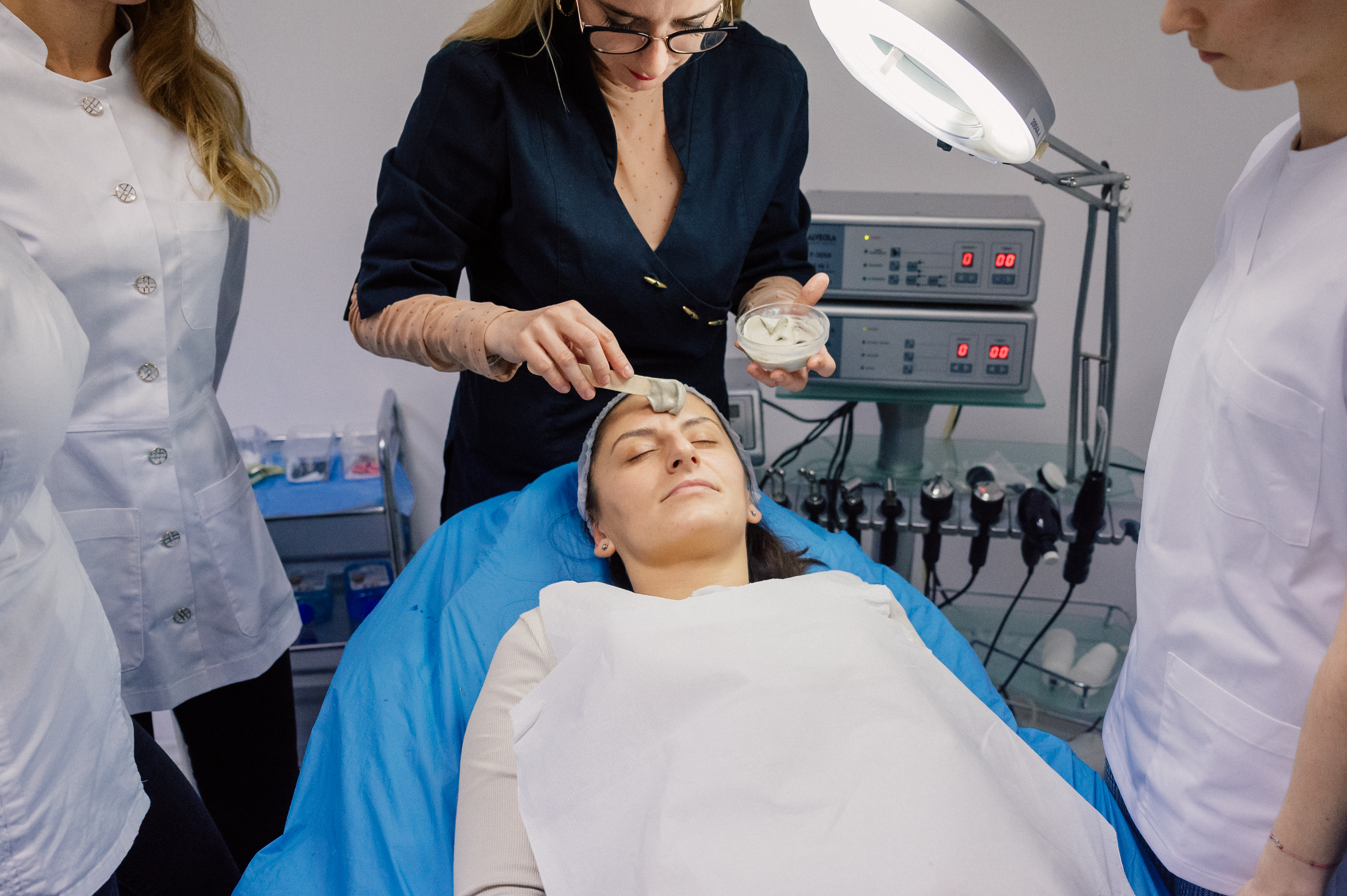 Curs Cosmetica  Cod COR 514201